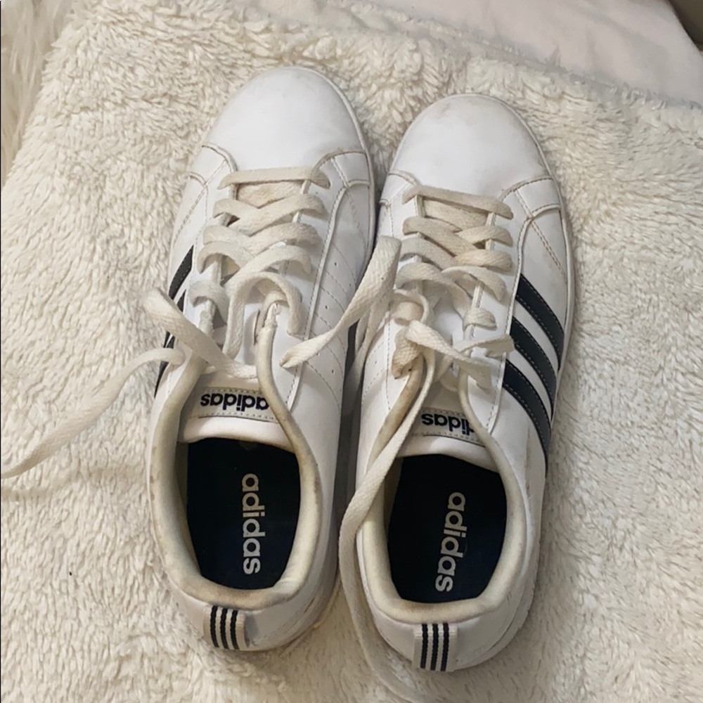 adidas women’s sneaker